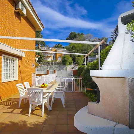 Villa Pluma - Only Families